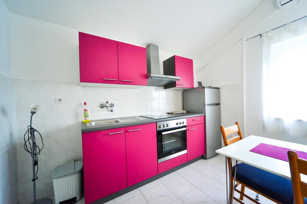 Apartments Valentina Petrčane Exterior foto